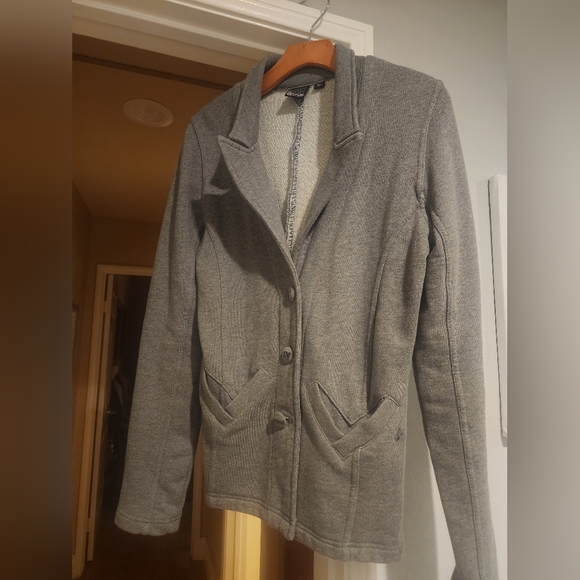 Volcom Jackets & Blazers - Volcom jacket pretty in Punk